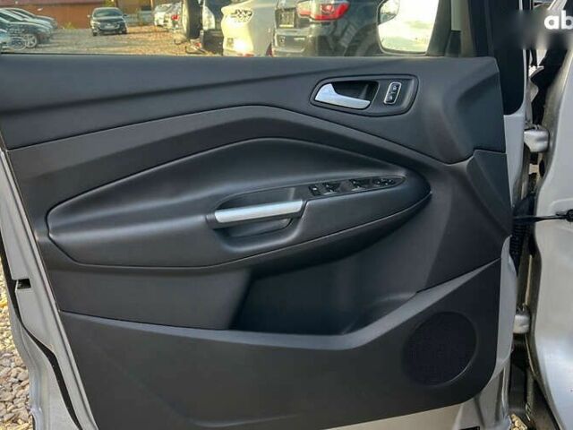 Форд Эскейп, объемом двигателя 0 л и пробегом 172 тыс. км за 11500 $, фото 19 на Automoto.ua