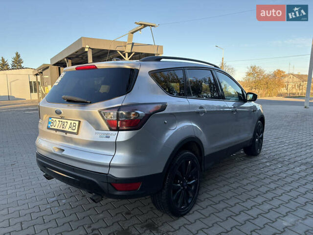 Форд Эскейп, объемом двигателя 2 л и пробегом 144 тыс. км за 13900 $, фото 8 на Automoto.ua