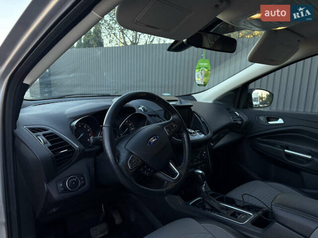 Форд Эскейп, объемом двигателя 2 л и пробегом 144 тыс. км за 13900 $, фото 16 на Automoto.ua