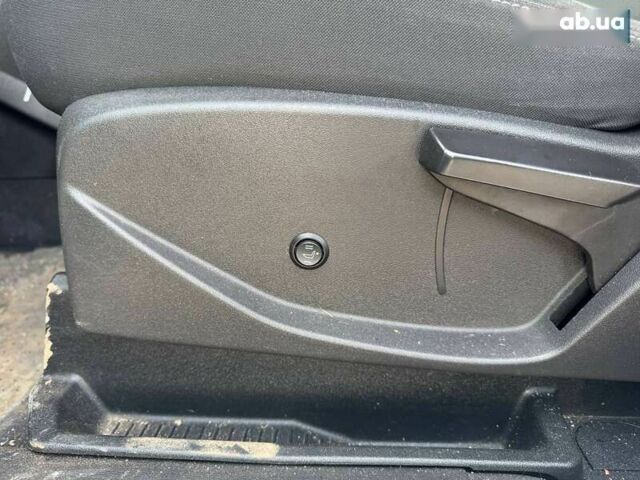 Форд Эскейп, объемом двигателя 2.5 л и пробегом 156 тыс. км за 7500 $, фото 7 на Automoto.ua