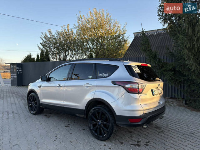 Форд Эскейп, объемом двигателя 2 л и пробегом 144 тыс. км за 13900 $, фото 5 на Automoto.ua