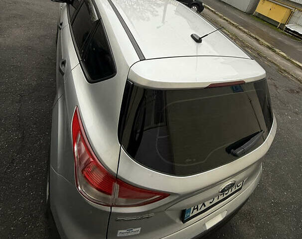 Форд Эскейп, объемом двигателя 2.5 л и пробегом 219 тыс. км за 12500 $, фото 7 на Automoto.ua