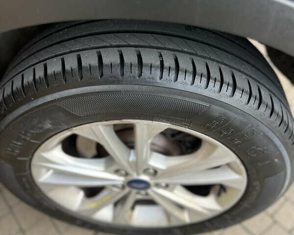 Форд Ескейп, об'ємом двигуна 2.5 л та пробігом 132 тис. км за 11900 $, фото 9 на Automoto.ua