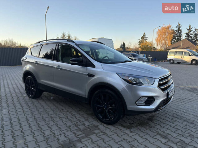 Форд Эскейп, объемом двигателя 2 л и пробегом 144 тыс. км за 13900 $, фото 9 на Automoto.ua