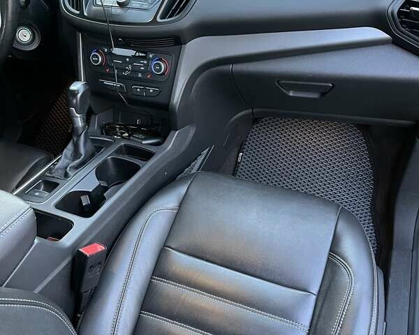 Форд Эскейп, объемом двигателя 1.5 л и пробегом 164 тыс. км за 12000 $, фото 22 на Automoto.ua