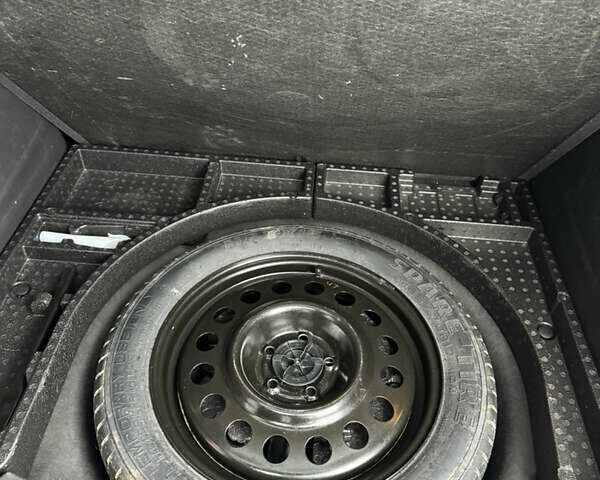 Форд Эскейп, объемом двигателя 2.5 л и пробегом 311 тыс. км за 9500 $, фото 21 на Automoto.ua