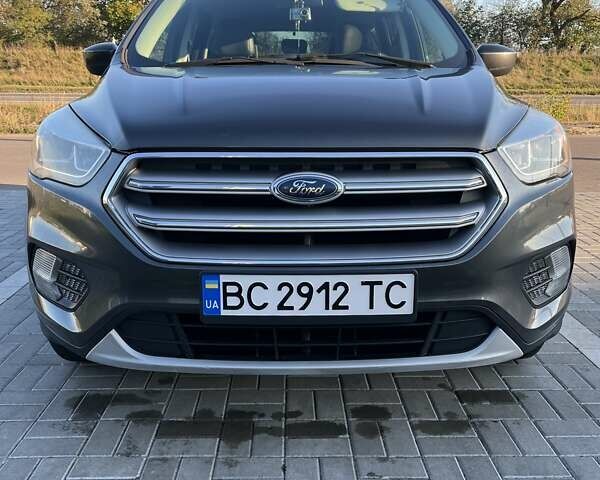 Форд Эскейп, объемом двигателя 1.5 л и пробегом 164 тыс. км за 12000 $, фото 4 на Automoto.ua
