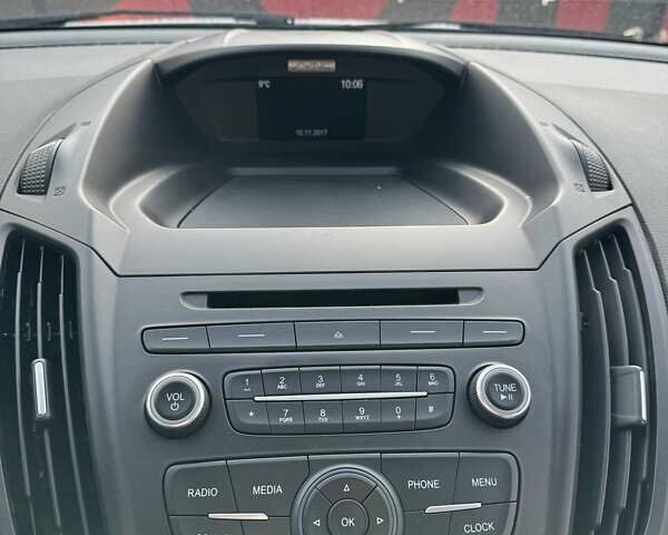 Форд Эскейп, объемом двигателя 2.5 л и пробегом 132 тыс. км за 14000 $, фото 24 на Automoto.ua