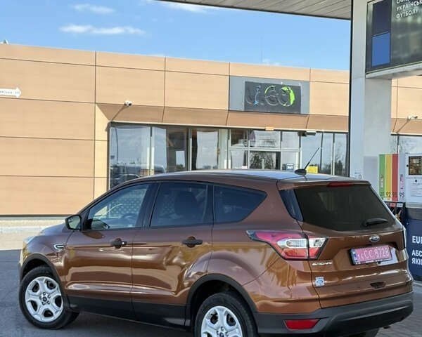Форд Эскейп, объемом двигателя 2.5 л и пробегом 120 тыс. км за 12500 $, фото 1 на Automoto.ua