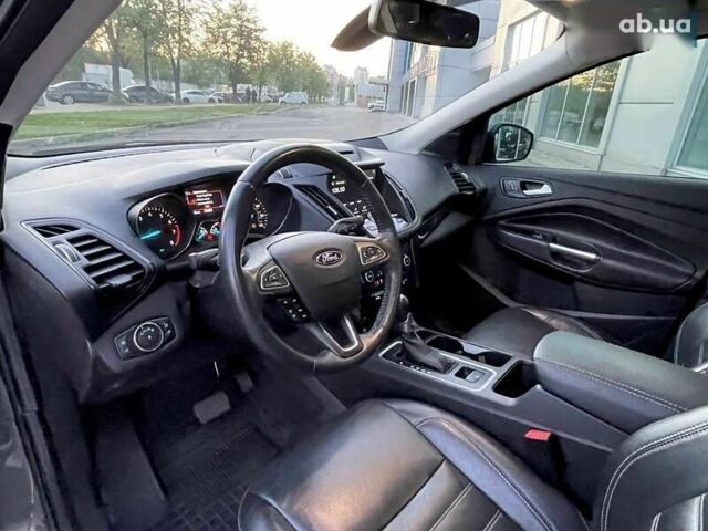 Форд Ескейп, об'ємом двигуна 2 л та пробігом 111 тис. км за 15999 $, фото 16 на Automoto.ua