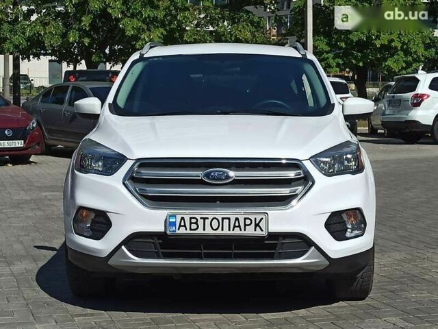 Форд Эскейп, объемом двигателя 1.5 л и пробегом 136 тыс. км за 13950 $, фото 5 на Automoto.ua