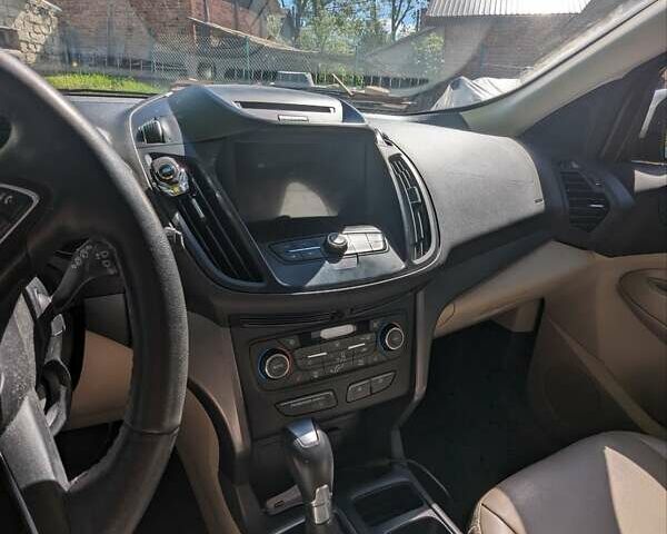 Форд Эскейп, объемом двигателя 2 л и пробегом 129 тыс. км за 13200 $, фото 14 на Automoto.ua