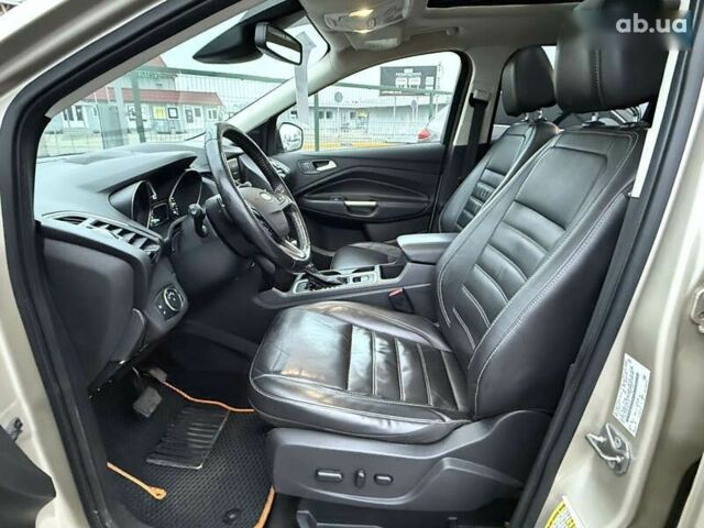 Форд Эскейп, объемом двигателя 2 л и пробегом 128 тыс. км за 15990 $, фото 10 на Automoto.ua