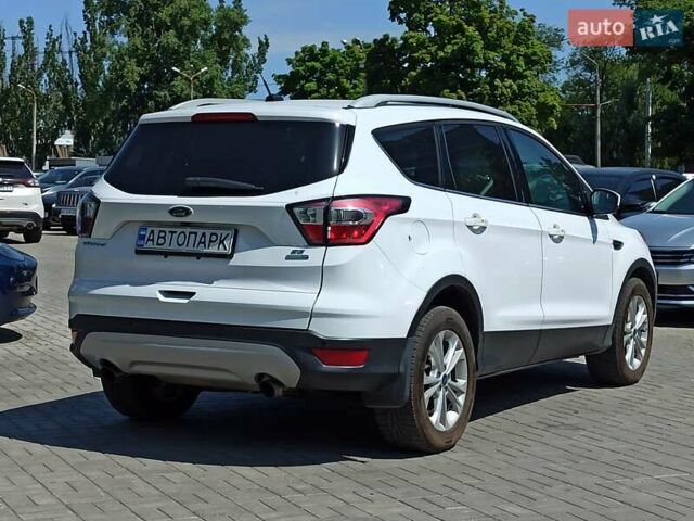 Форд Эскейп, объемом двигателя 1.5 л и пробегом 136 тыс. км за 13300 $, фото 3 на Automoto.ua