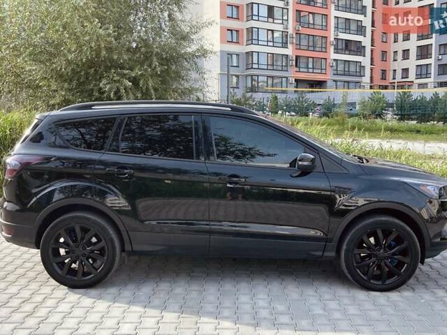 Форд Эскейп, объемом двигателя 2 л и пробегом 111 тыс. км за 16000 $, фото 4 на Automoto.ua