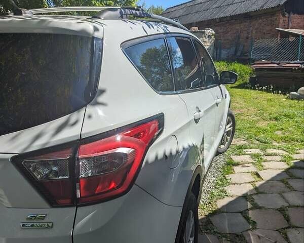 Форд Эскейп, объемом двигателя 2 л и пробегом 129 тыс. км за 13200 $, фото 7 на Automoto.ua