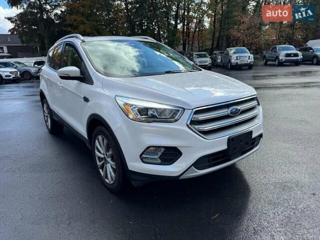 Форд Ескейп, об'ємом двигуна 1.5 л та пробігом 174 тис. км за 1800 $, фото 3 на Automoto.ua