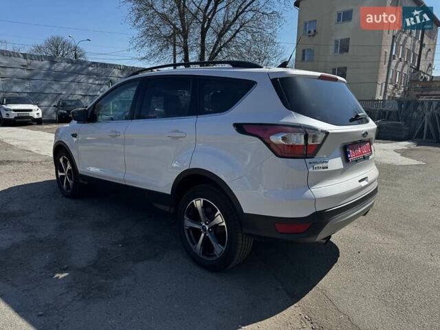 Форд Эскейп, объемом двигателя 1.5 л и пробегом 95 тыс. км за 14900 $, фото 3 на Automoto.ua
