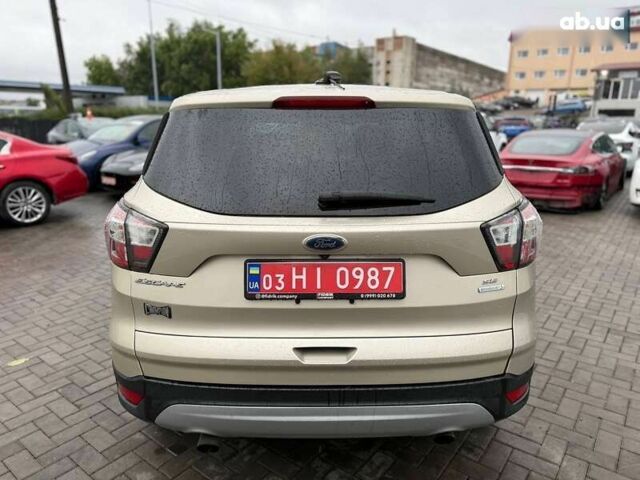 Форд Ескейп, об'ємом двигуна 1.5 л та пробігом 139 тис. км за 10500 $, фото 3 на Automoto.ua
