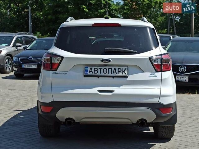 Форд Эскейп, объемом двигателя 1.5 л и пробегом 136 тыс. км за 13300 $, фото 7 на Automoto.ua