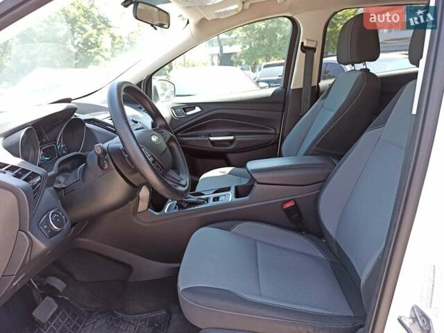 Форд Эскейп, объемом двигателя 1.5 л и пробегом 136 тыс. км за 13300 $, фото 8 на Automoto.ua