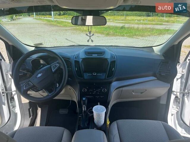 Форд Эскейп, объемом двигателя 1.5 л и пробегом 181 тыс. км за 13500 $, фото 11 на Automoto.ua