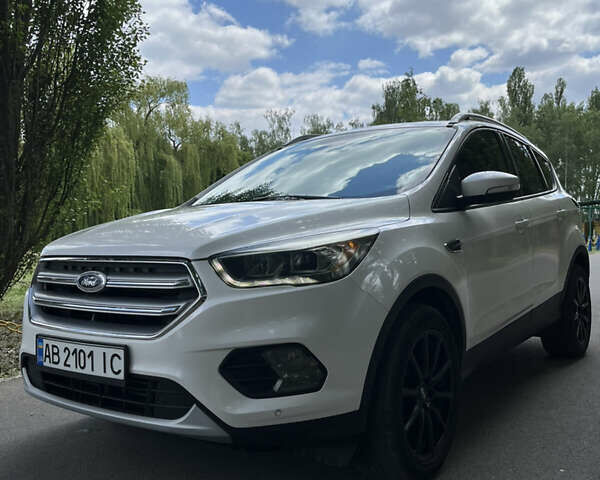 Форд Ескейп, об'ємом двигуна 2 л та пробігом 124 тис. км за 17100 $, фото 3 на Automoto.ua