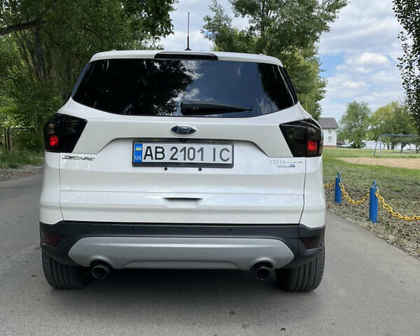 Форд Эскейп, объемом двигателя 2 л и пробегом 124 тыс. км за 14300 $, фото 6 на Automoto.ua