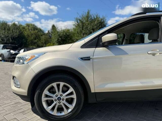 Форд Ескейп, об'ємом двигуна 1.5 л та пробігом 155 тис. км за 10800 $, фото 9 на Automoto.ua