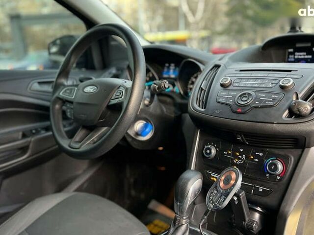 Форд Эскейп, объемом двигателя 2.5 л и пробегом 149 тыс. км за 12700 $, фото 9 на Automoto.ua