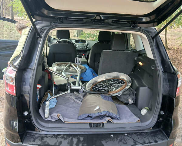 Форд Ескейп, об'ємом двигуна 2.5 л та пробігом 154 тис. км за 14000 $, фото 6 на Automoto.ua