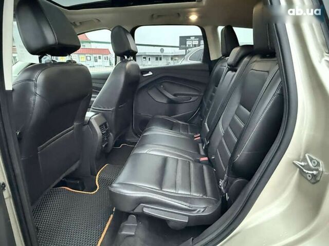 Форд Эскейп, объемом двигателя 2 л и пробегом 128 тыс. км за 15990 $, фото 11 на Automoto.ua