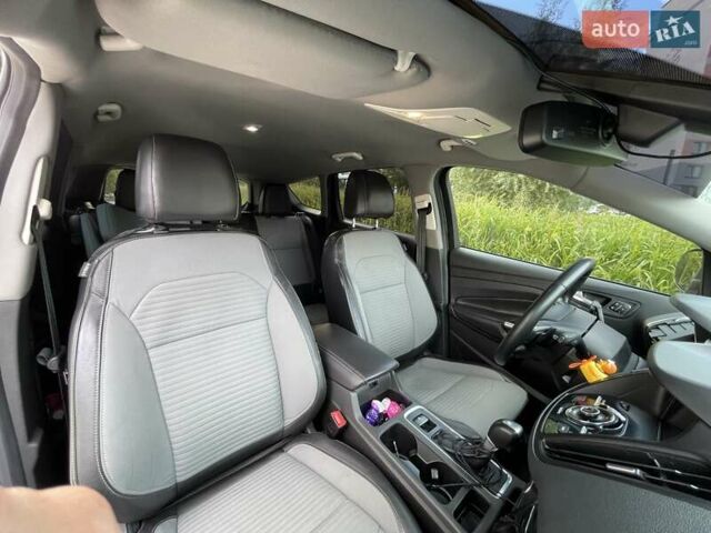 Форд Эскейп, объемом двигателя 2 л и пробегом 111 тыс. км за 16000 $, фото 19 на Automoto.ua