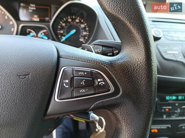 Форд Эскейп, объемом двигателя 1.5 л и пробегом 136 тыс. км за 13300 $, фото 20 на Automoto.ua