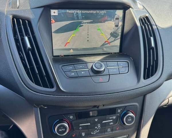 Форд Эскейп, объемом двигателя 1.5 л и пробегом 215 тыс. км за 9100 $, фото 14 на Automoto.ua