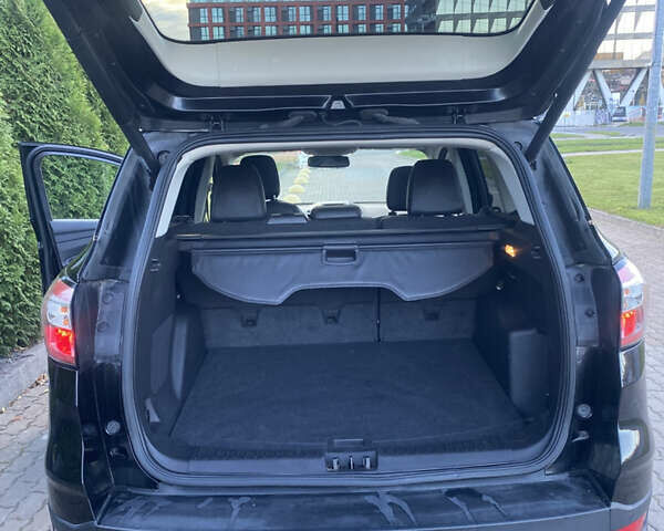 Форд Эскейп, объемом двигателя 2 л и пробегом 155 тыс. км за 15000 $, фото 24 на Automoto.ua