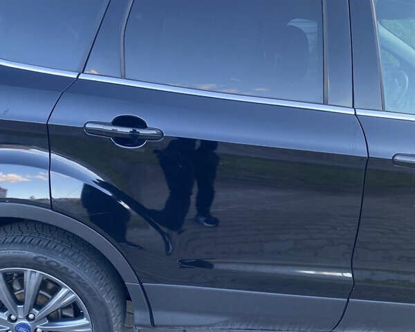 Форд Эскейп, объемом двигателя 2 л и пробегом 155 тыс. км за 15000 $, фото 8 на Automoto.ua