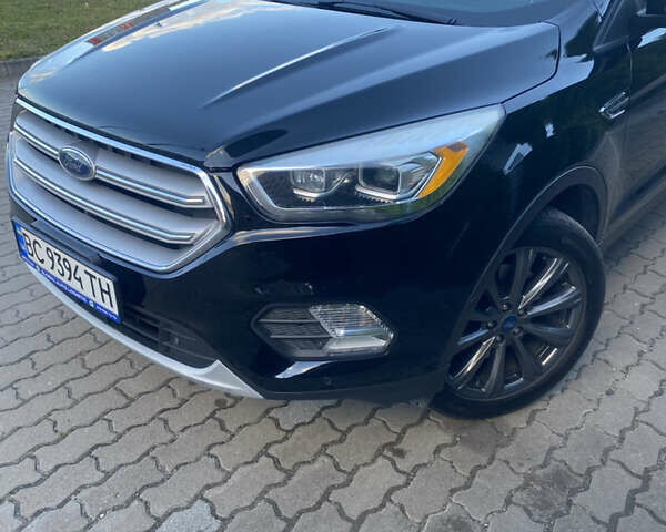 Форд Эскейп, объемом двигателя 2 л и пробегом 155 тыс. км за 15000 $, фото 12 на Automoto.ua