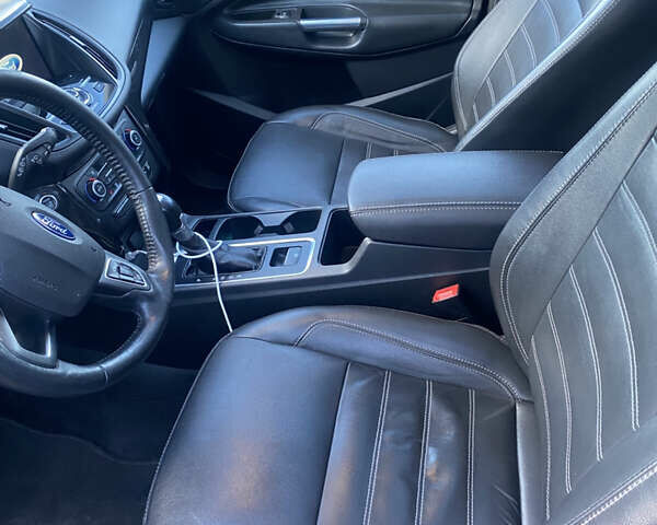 Форд Эскейп, объемом двигателя 2 л и пробегом 155 тыс. км за 15000 $, фото 17 на Automoto.ua