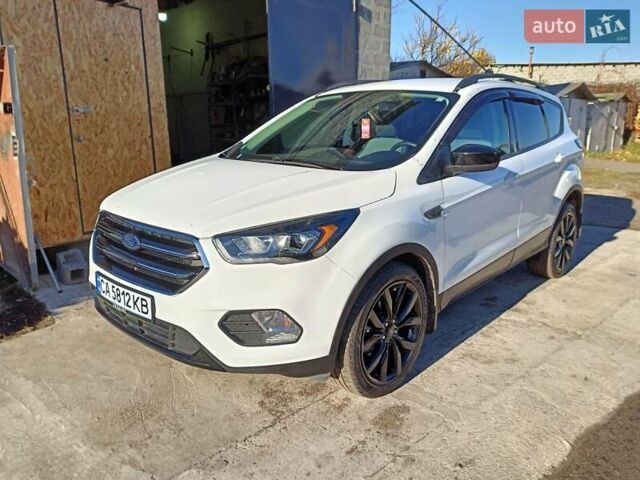 Форд Ескейп, об'ємом двигуна 1.5 л та пробігом 114 тис. км за 15000 $, фото 31 на Automoto.ua
