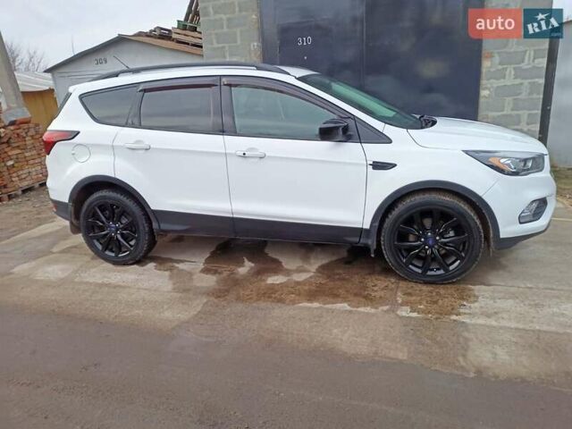 Форд Ескейп, об'ємом двигуна 1.5 л та пробігом 114 тис. км за 15000 $, фото 13 на Automoto.ua