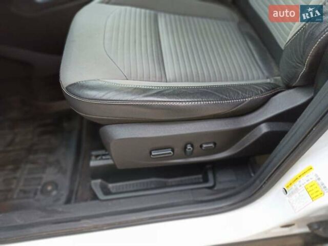 Форд Ескейп, об'ємом двигуна 1.5 л та пробігом 114 тис. км за 15000 $, фото 27 на Automoto.ua