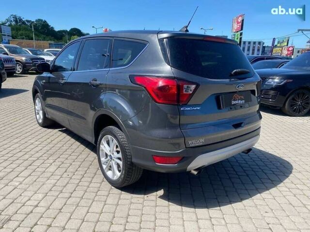 Форд Эскейп, объемом двигателя 2 л и пробегом 194 тыс. км за 13300 $, фото 4 на Automoto.ua