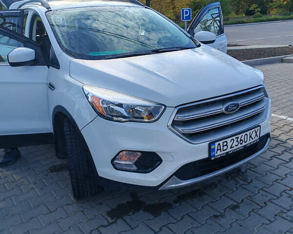 Форд Эскейп 2018 в Ладыжин на Automoto.ua Форд Эскейп, объемом двигателя 1.5 л и пробегом 160 тыс. км за 13200 $, фото 15 на Automoto.ua