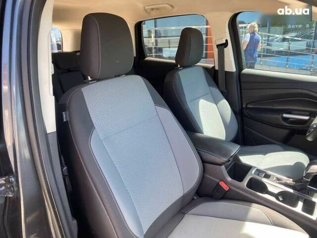 Форд Эскейп, объемом двигателя 2 л и пробегом 194 тыс. км за 13300 $, фото 24 на Automoto.ua