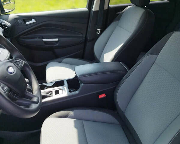 Форд Эскейп, объемом двигателя 1.5 л и пробегом 75 тыс. км за 12400 $, фото 7 на Automoto.ua