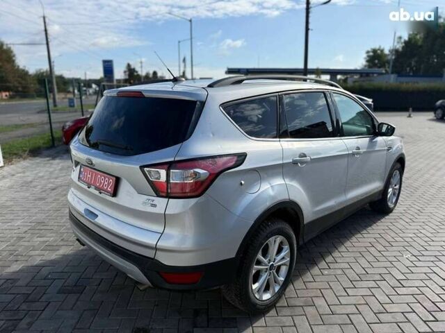 Форд Ескейп, об'ємом двигуна 2 л та пробігом 172 тис. км за 10400 $, фото 5 на Automoto.ua