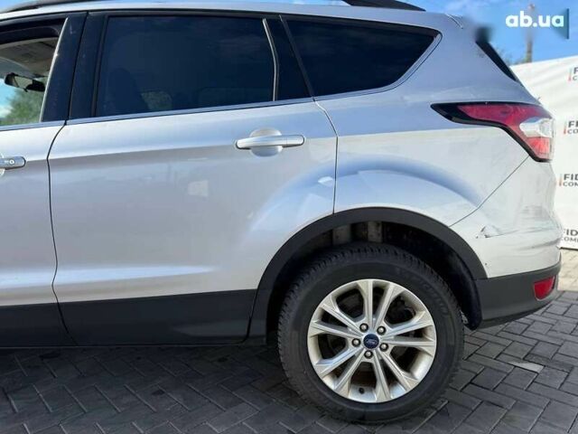 Форд Ескейп, об'ємом двигуна 2 л та пробігом 172 тис. км за 10400 $, фото 11 на Automoto.ua