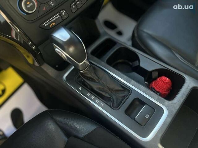 Форд Эскейп, объемом двигателя 2 л и пробегом 81 тыс. км за 16990 $, фото 19 на Automoto.ua