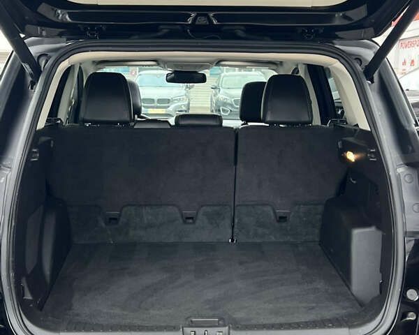 Форд Ескейп, об'ємом двигуна 2 л та пробігом 147 тис. км за 16900 $, фото 17 на Automoto.ua